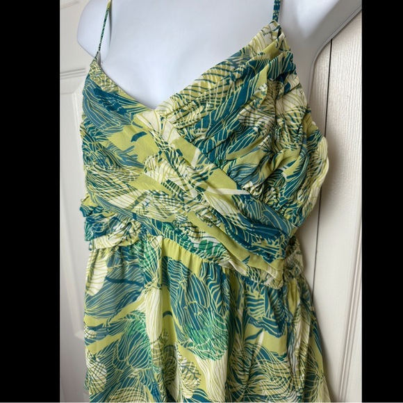 Anthro ODILLE Tropical Leaf Floral Blouse Cami Tank Top Shirt Green Ivory Ruffle - Picture 4 of 9